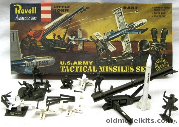 Revell 1/40 US Army Tactical Missiles Little John and Dart with Launchers 'S' Kit, H1812-98 plastic model kit